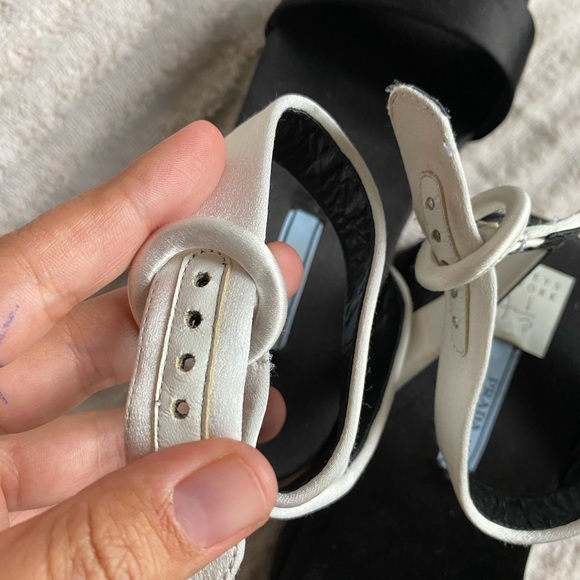 Prada double geta satin plataforms sandals white and black - Picture 7 of 12